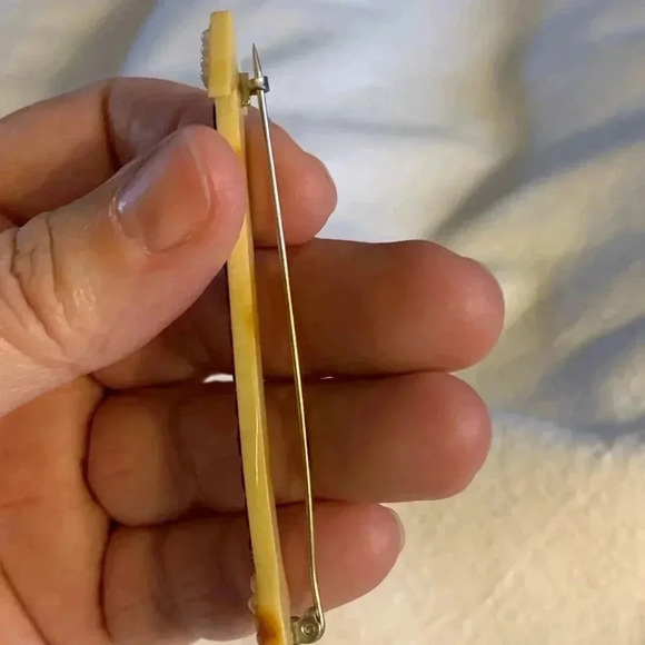 RARE Find, bone shaped as an arrow with tiny genuine seed pearls and rhinestones - Picture 4 of 7